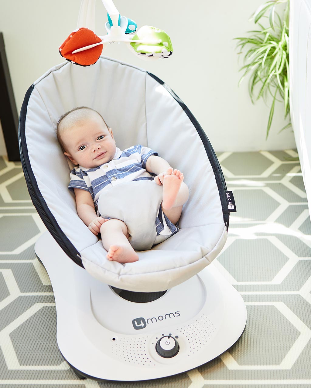 elektrische Babyschaukel 4moms rockaRoo